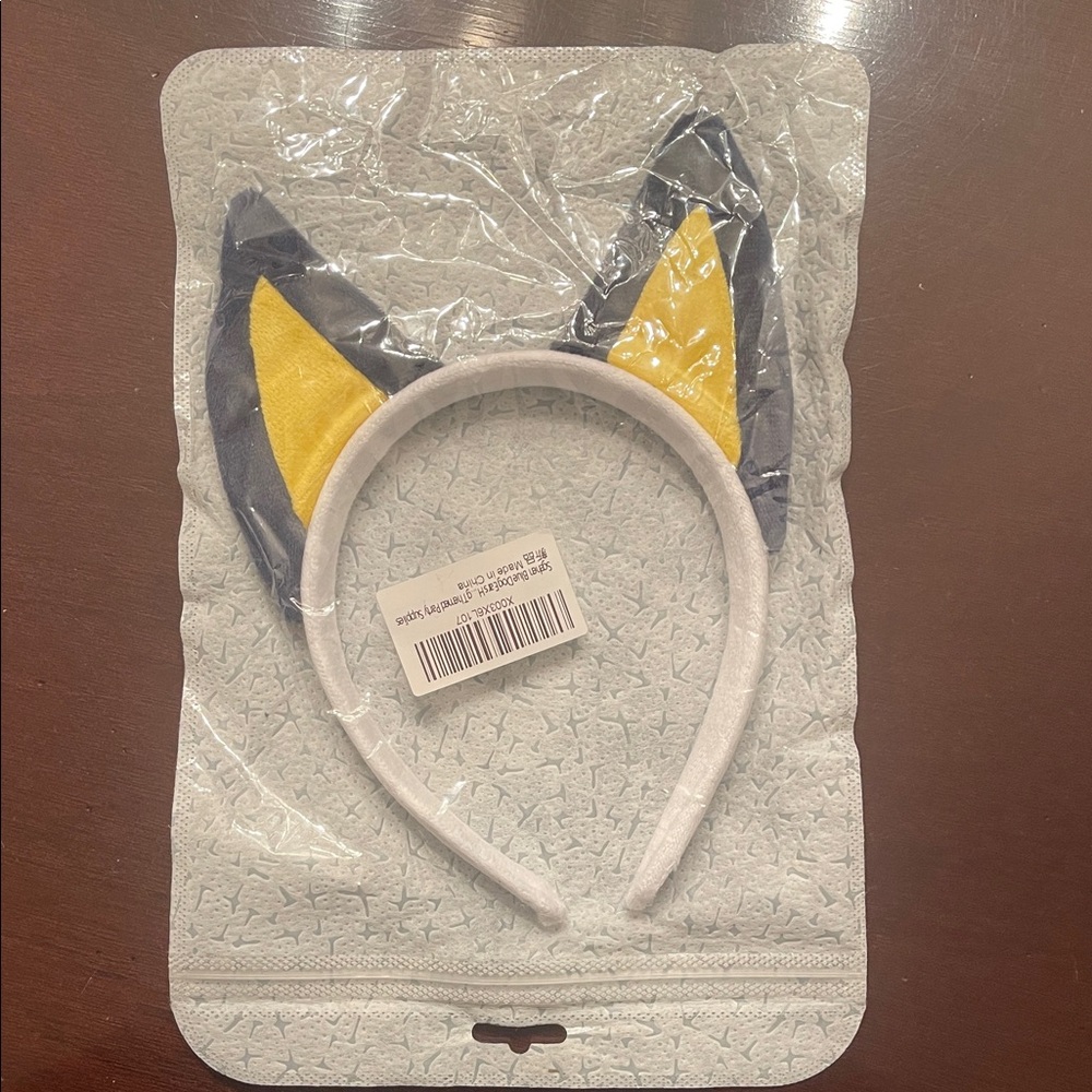 Bluey Dog Ear headband nwt - Picture 2 of 3